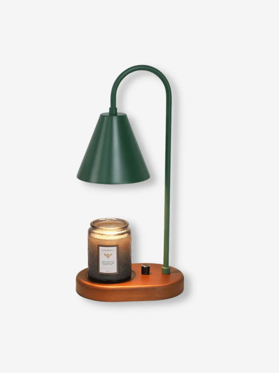 lampe de chevet chauffe bougie avec abat jour vert foret et socle en bois sur lequel on pose une bougie qui fond grace a la lumiere de la lampe 