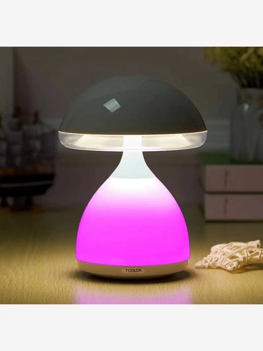 Lampe de chevet champignon de couleur blanche sans fil qui éclaire en changeant de couleur